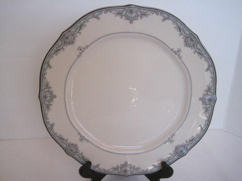 5 Pieces - Setting Noritake Ivory China Adornment Pattern Light Blue Border, Gray Scrolls