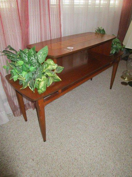 Mid-Century Modern Lane Walnut/Burlwood  2-Tier Entry/Side Table