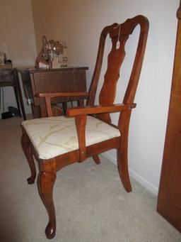 Wood Chair w/ Upholstered Seat w/ Pad Feet, Elegant Scalloped Motif