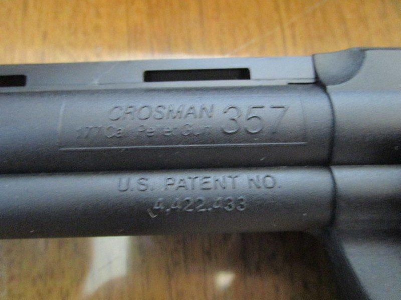 Crosman Air Gun Model 357 Revolver, CO2 Powered w/ Instruction Manual