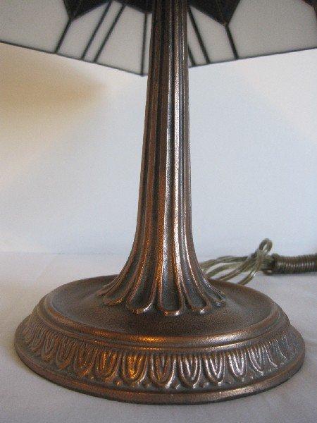 Tiffany Style Geometric Design Shade Accent Lamp