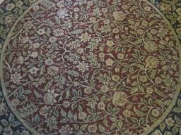 Traditional Persian Floral Design Round Rug