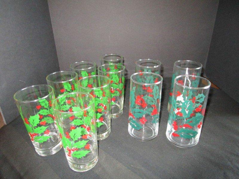 Lot - Holly Motif Glass Tumblers