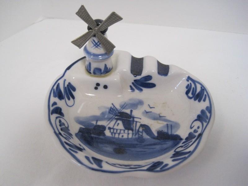 Lot - Delft Blue/White Novelty Figural Windmill Ashtray Hand Painted Top 3 1/2"