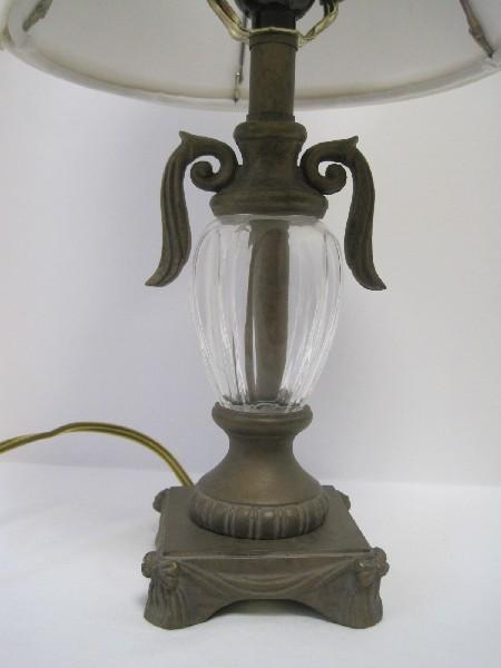 Resin Urn Form Accent Lamp w/ Crystal Font on Swag & Bows Design Base Antiqued