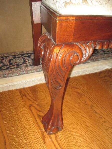 Elegant Mahogany Chippendale Style Settee w/ Intricate Carved Splats & Scalloped Shell