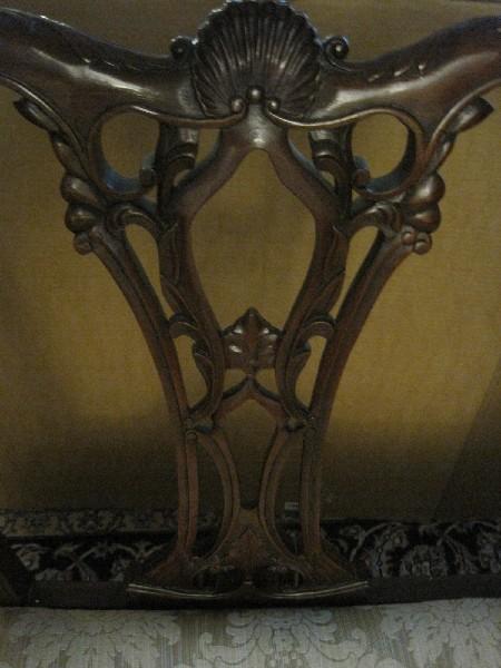 Elegant Mahogany Chippendale Style Settee w/ Intricate Carved Splats & Scalloped Shell