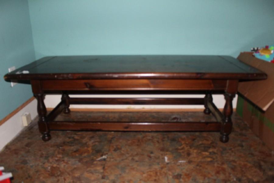 Dark Wood Coffee Table Grooved Top, Block/Spindle Legs w/ Stretchers, Pad Feet