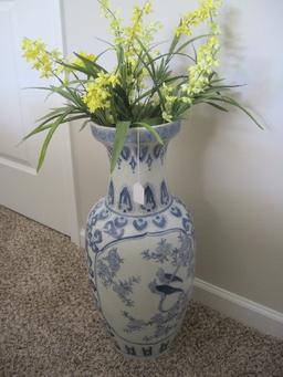 Stratford Blue/White Oriental Perched Birds/floral Design Semi-Porcelain Vase