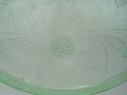Jeanette Depression Uranium Vaseline Glass 3 Toed Footed Cake Plate Sunflower Pattern