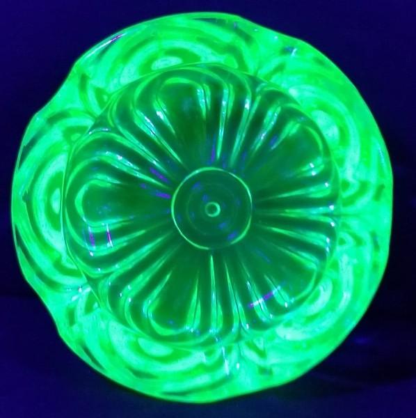 Cambridge Depression Glass Pistachio Uranium Vaseline Glass Individual Round Ashtray