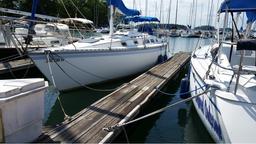 Hunter 34ft Sailboat 1984 Model