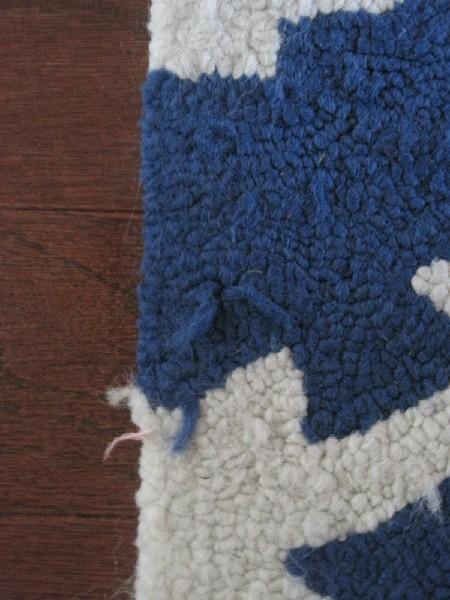 Blue/White Contemporary Pattern Rug