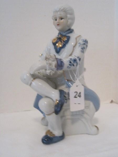 Victorian Couple Having Tea Blue/White Porcelain Figurines Lace Accent