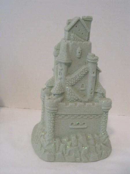 Lot - 2 Green Glitter Sand Castles & K's Collection Angel w/ Floral Bouquet