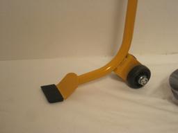 What-A-Mover Furniture Handled Lift Tool w/ Moving Slide Discs