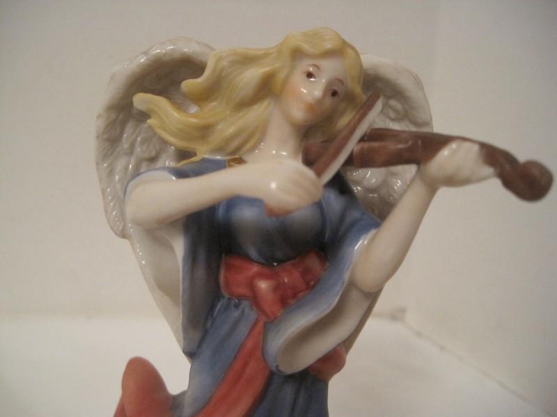 Dillard's Trimming Porcelain Angel Playing Violin Figural Music Box on Wooden Base