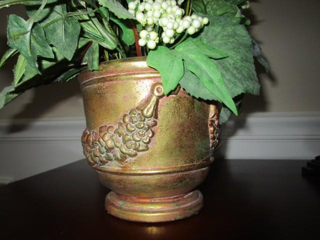 Ceramic Planter Gilted w/ Floral Trim Pattern w/ Faux Plant