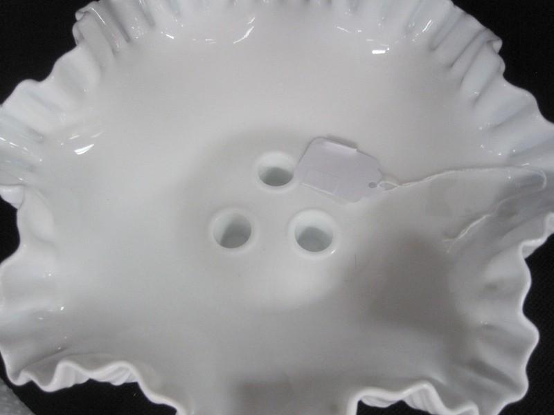 Fenton Diamond Lace Pattern Milk Glass 4 Piece Epergne 3 Lily Horn