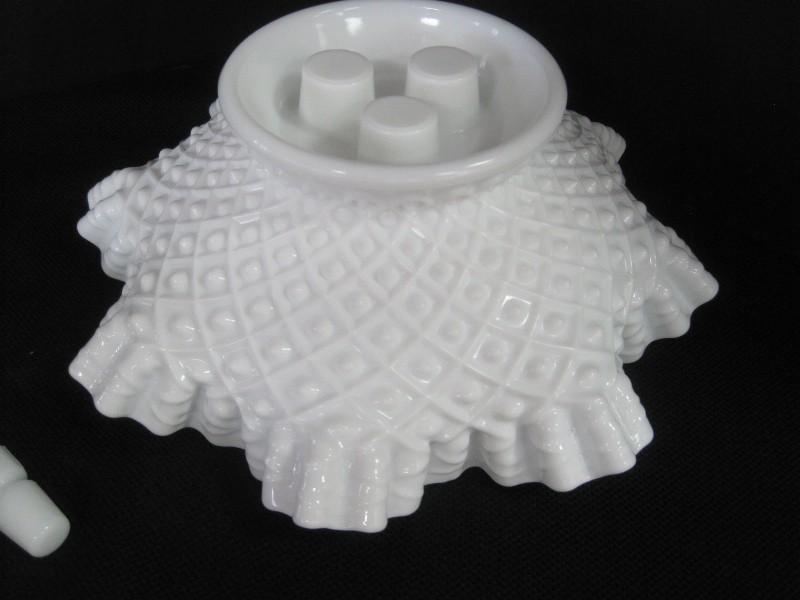 Fenton Diamond Lace Pattern Milk Glass 4 Piece Epergne 3 Lily Horn