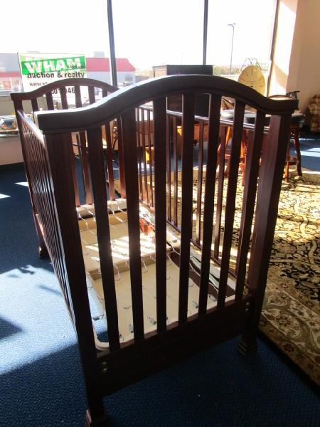 Wooden Baby Crib Slat Sides, Arched Ends Ribbed Columns, 3 Pad Feet