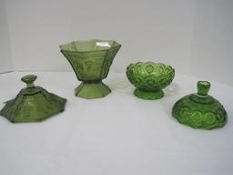 Lot - L.E. Smith Green Depression Glass Moon & Stars Pattern Footed Covered Candy Dish