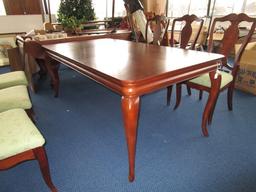 Vaughn Furniture Inc. Wooden Dining Table Extendable Top w/ 1 Leaf