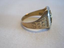 10k 1928 High School Class Ring Knight Helmet Emblem Size 6 3/4