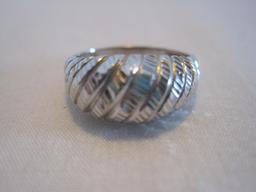 Stamped Ma 10k Ribbed Design Ladies Ring Attributed to Michael Anthony