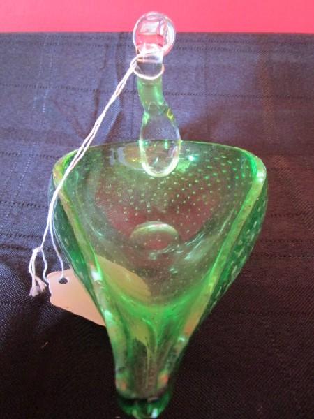 Swan Design Glass Dish Green Base/Bubble Motif