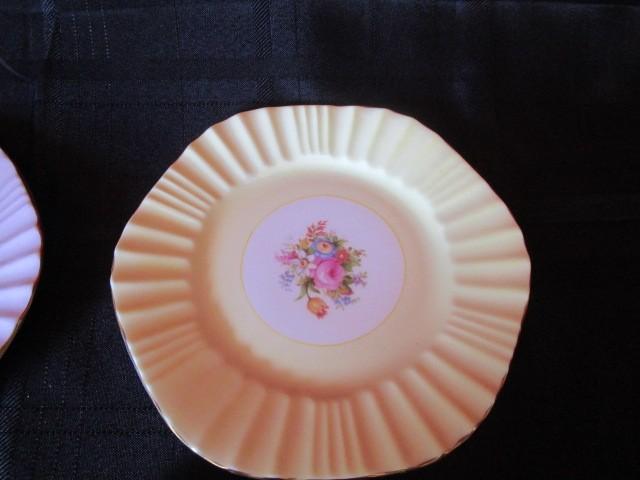 Foley Bone China Made in England Wall Mounted Décor Plates 4, Green/Yellow/Pink