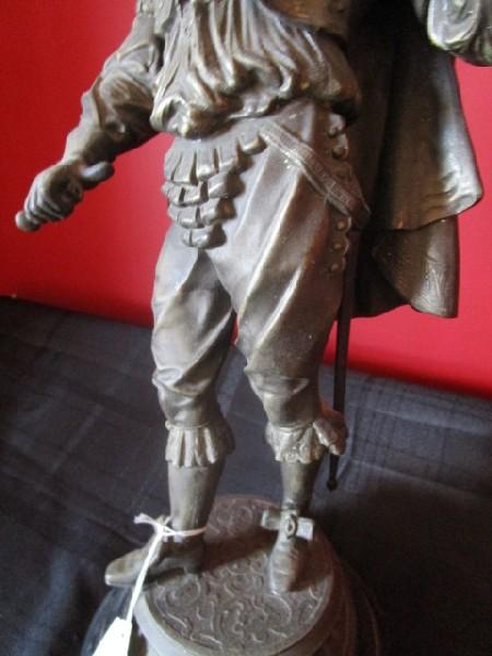 Metal Renaissance Man Statue/Figurine