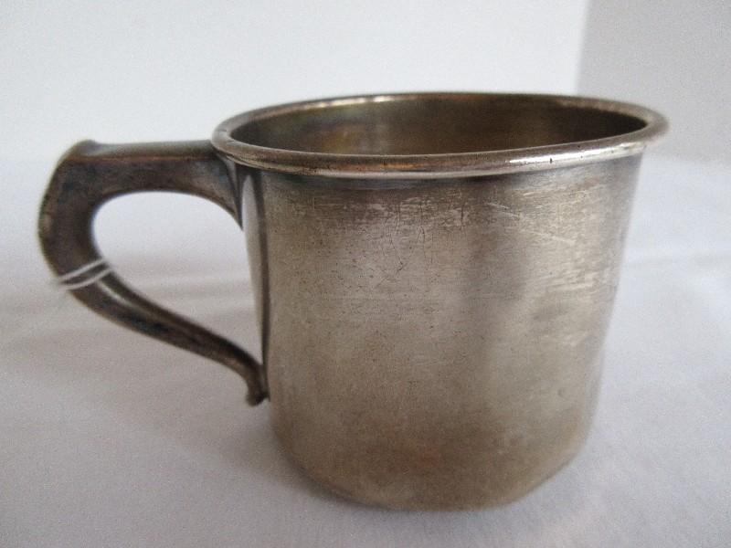 International Sterling K34 Handled Sterling Baby Cup(+-77.25G)