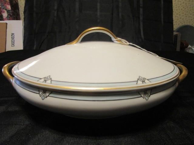Marshall Field & Co. Made in Japan Oval Casserole Dish Blue Rim, Gilted Handles