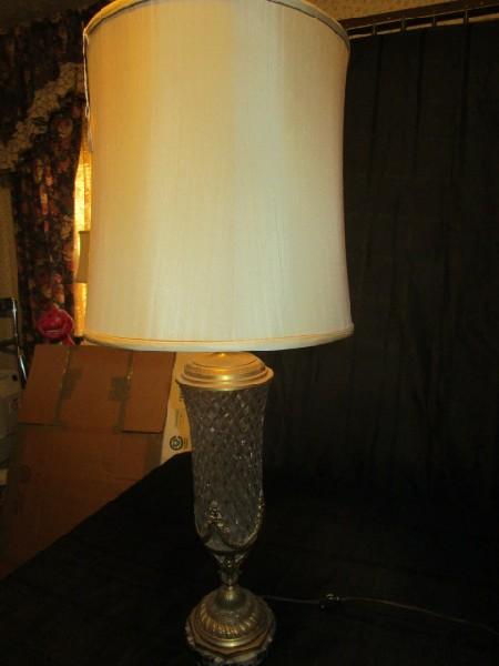 Diamond Cut Crystal Glass Body Lamp Urn Design, Sashay Motif/Brass Legs on Marble Base