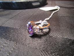 Ladies Ring Amethyst Stone w/ 2 Diamonds