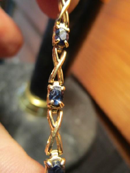 Bracelet w/ Sapphire Stone Inlay