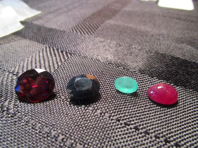 Lot - Emerald, Ruby, Sapphire, Garnet Stones