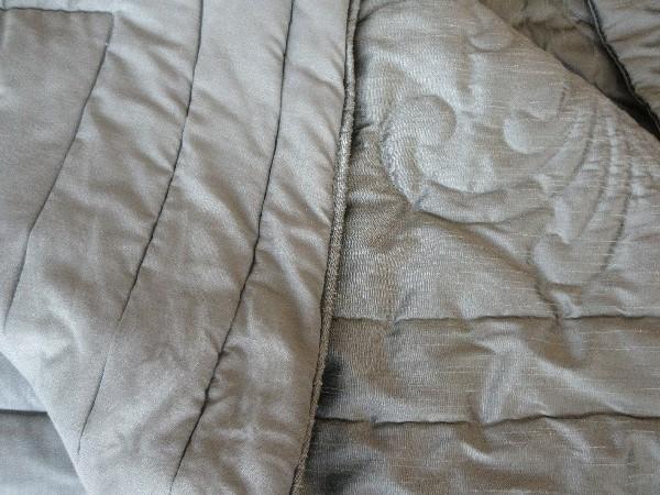 Noble Excellence Bedspread Symphony Pattern Cypress Color w/ Sewn Outline