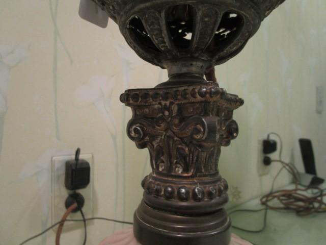 Regency Gone With The Wind Table Lamp Ornate Floral/Foliage Metal Base/Body