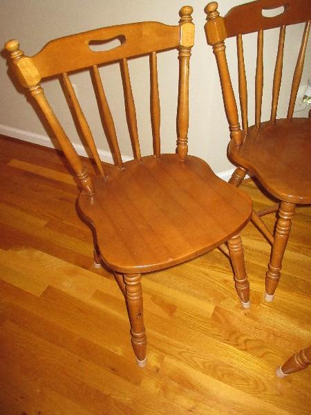 6 Maple Curved Spindle Back Chairs Ring Turned Legs