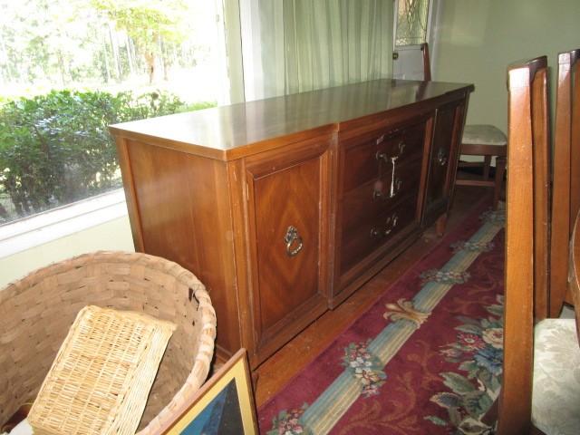 Mahogany Long Buffet 3 Drawers, 2 Hutch Doors, Mid-Century Modern Design, Narrow Feet