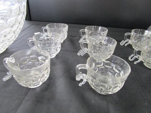 Large Punch Bowl Peanut Glass Design Scallop Trim w/ 11 Matching Cups, 1 Plastic Ladle