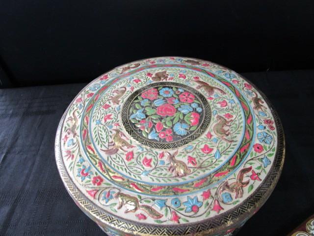 Tin Vintage Motif Colorful Floral/Animal Round Tin, Floral Pattern Platter