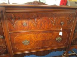 Mahogany Wood Dresser, 2 Drawers, 2 Hutch Doors, Ornate Curved, Curved-to-Point Front