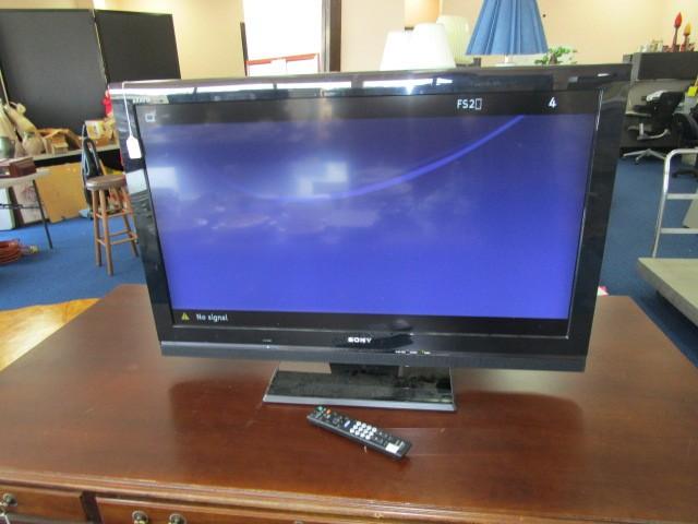 Sony Bravia LCD Color TV HD, 40" Corner-To-Corner