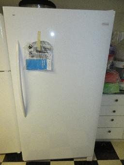 White Frigidaire Upright Freezer 16.6cu.ft. Model #LFFH17F3 w/ Lock & Key