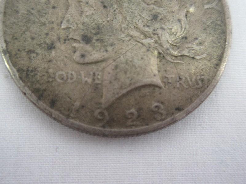 1923 Peace Early Silver Dollar Coin 90% Silver 10% Copper 26.73 Grams