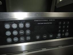 Frigidaire Professional Series Even-Cook Convection Oven