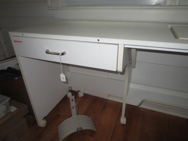 White Wooden Bernina Quilting Table/Cabinet in White, Extra Large Sewing Machine Opening